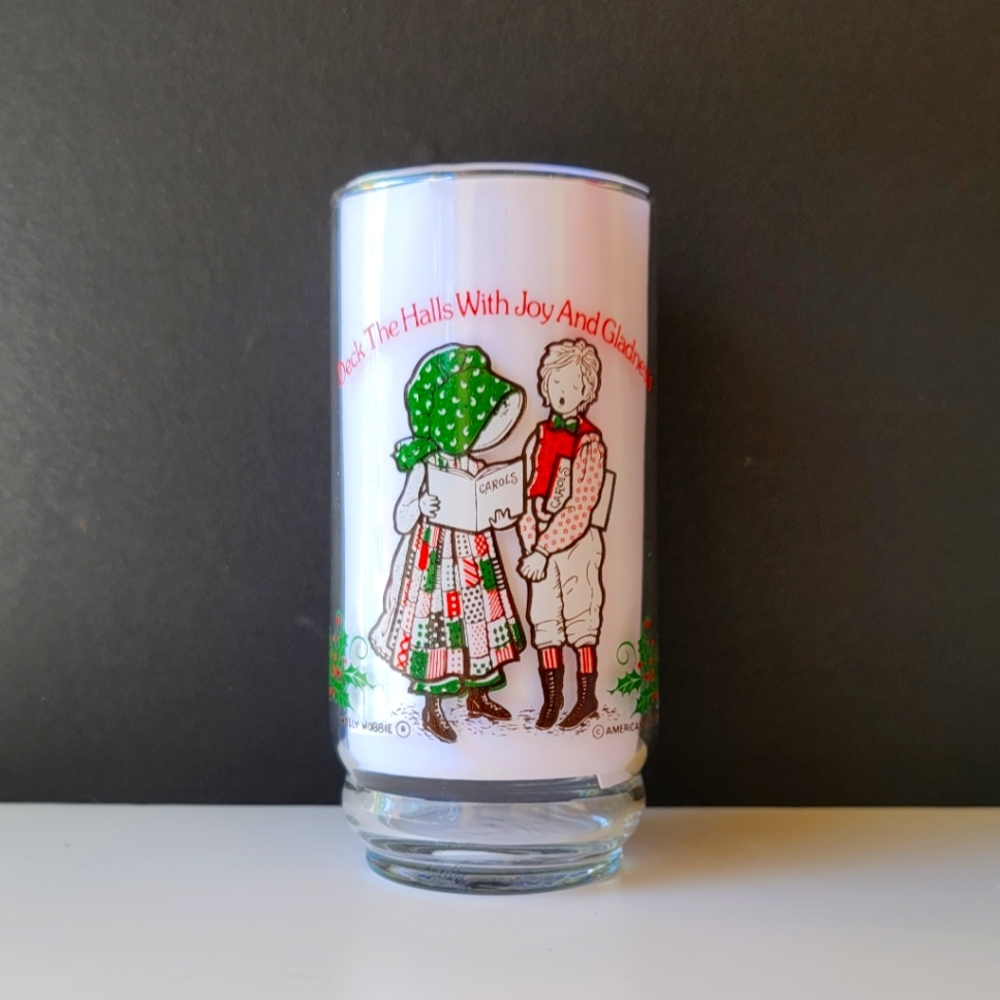 Holly Hobbie & Robbie Caroling Coca-Cola Water Drinking Glass 4 of 4 Vintage 80s